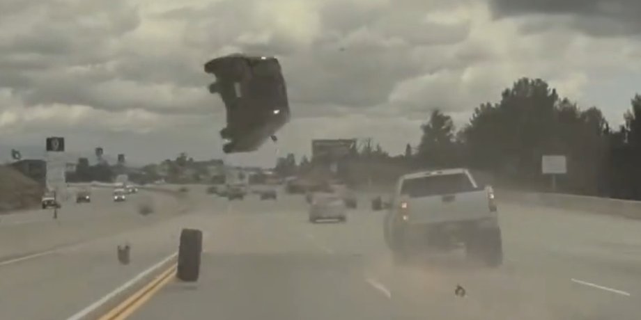 Kia, Kia Soul, ДТП, Пикап, США, Авария, Видео, Водители, Столкновение, Колесо, Инциденты, Хэтчбек