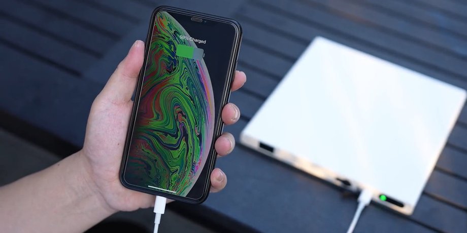 Зарядка смартфона от повербанка Nomad N1 от повербанка Nomad N1