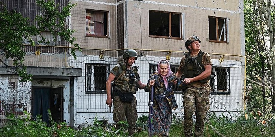 В Покровске штурмовики 425-го отдельного штурмового полка "Скала" обнаружили в подвале шесть человек