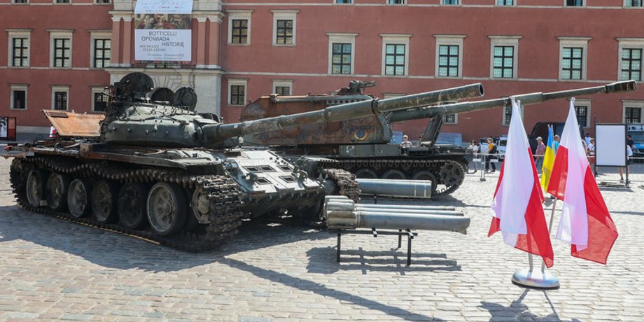 виставка техніка польша, виставка польша, розбита російська техніка