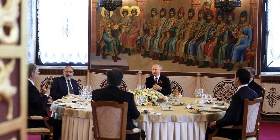 путин и лукашенко, лукашенко парад, парад в москве, обед у путина, путин россия