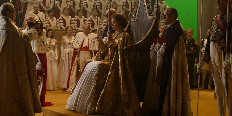 сериал корона, реквизит