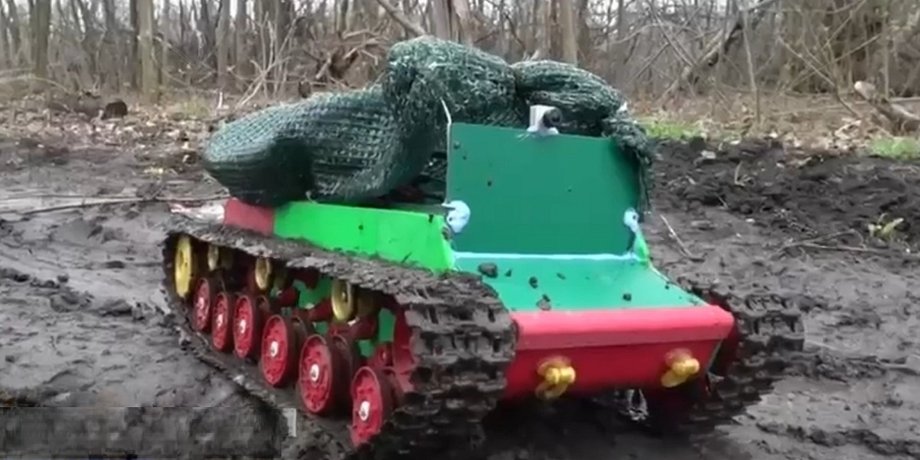 танк, іграшковий танк, іграшка танк