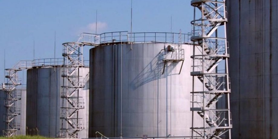 Нефтебаза РФ, резервуары горючего РФ, нефтебаза РФ Пенза, Пенза попадание по нефтебазе, Пенза взрывы 12 ноября