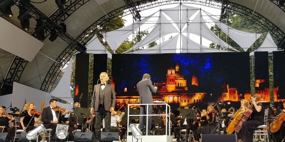 Концерт Андреа Бочелли, Киев, Мариинский парк