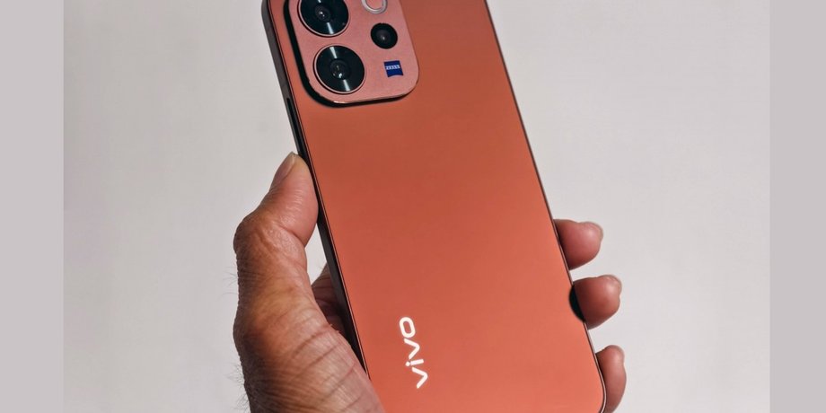Vivo V70 Elite смартфон огляд