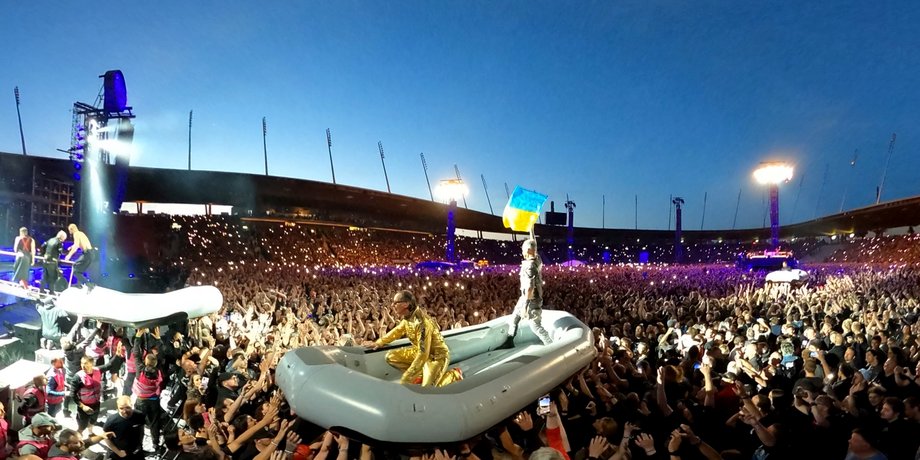 Rammstein, украинский флаг, цюрих, поддержка украины