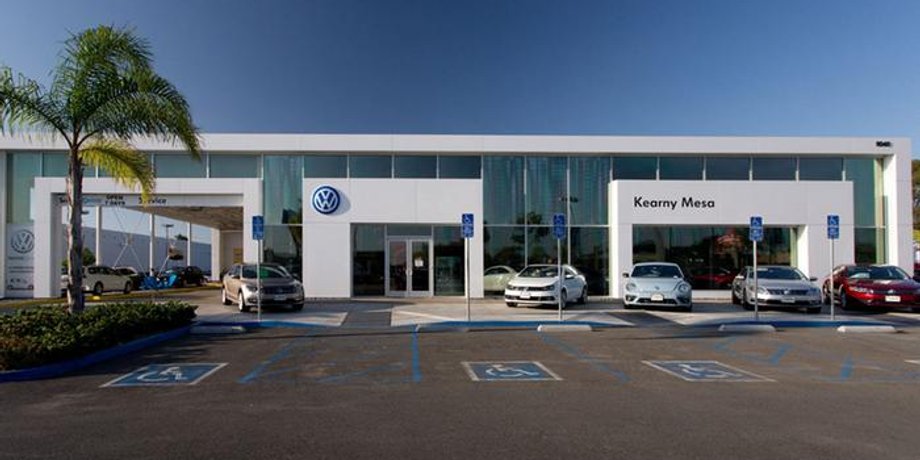 Дилерский центр Volkswagen в Калифорнии, США / Фото: picture alliance/Frank Duenzl