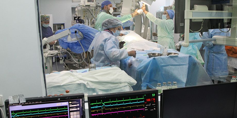 операция на сердце, кардиохирургия, врачи