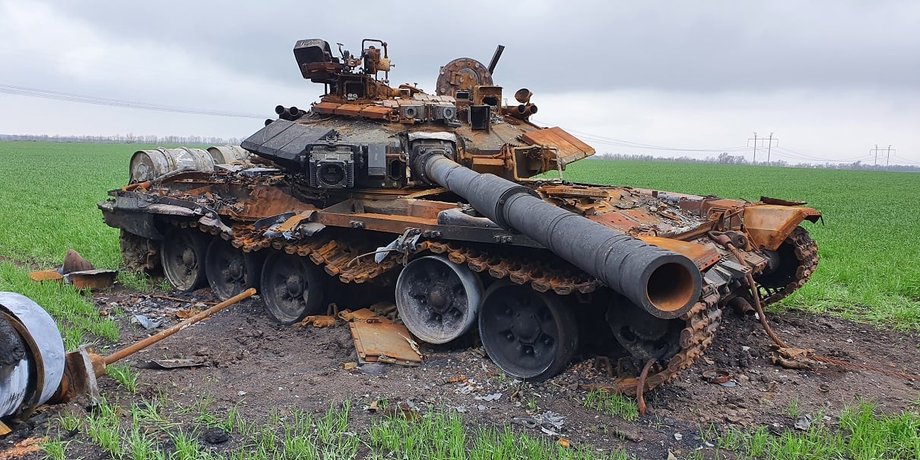 Т-90, танк Т-90, російський танк, побитий танк