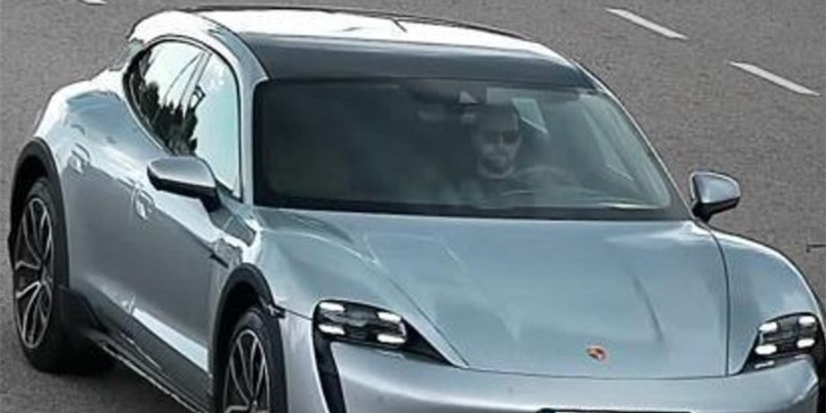 Кирилл Тимошенко за рулем Porsche Tayca