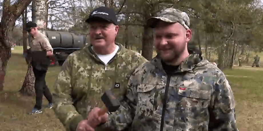 Олександр Лукашенко, Григорій Азарьонок, Лукашенко Азарьонок