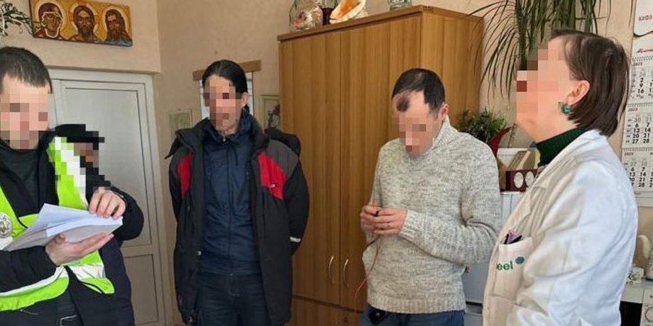 лікар, підозра, прокурарори, затримання