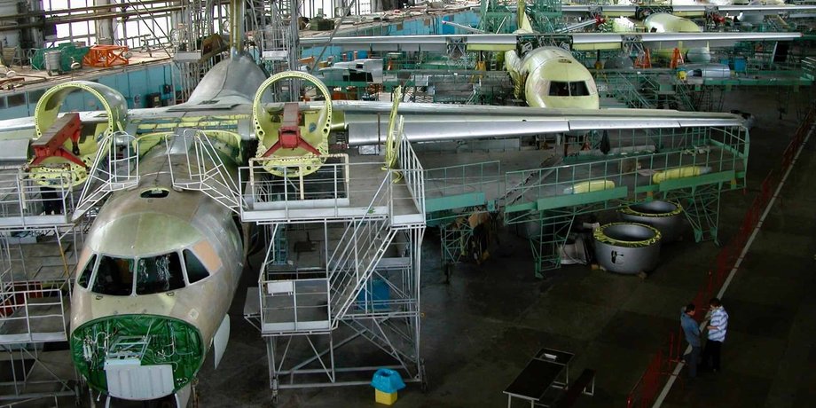 хаз, банкрутство хаз, заказ минобороні, ан-74 для всу, самолеты антонова, ХАЗ