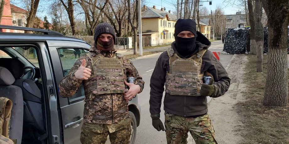 помощь военным, таможня