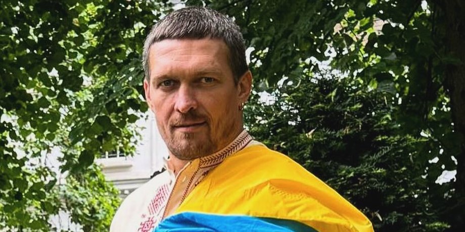 фото боксера Боксер Олександра Усика на рингу після перемоги