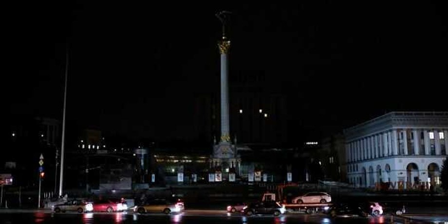 киев, блэкаут, киев ночью, майдан независимости