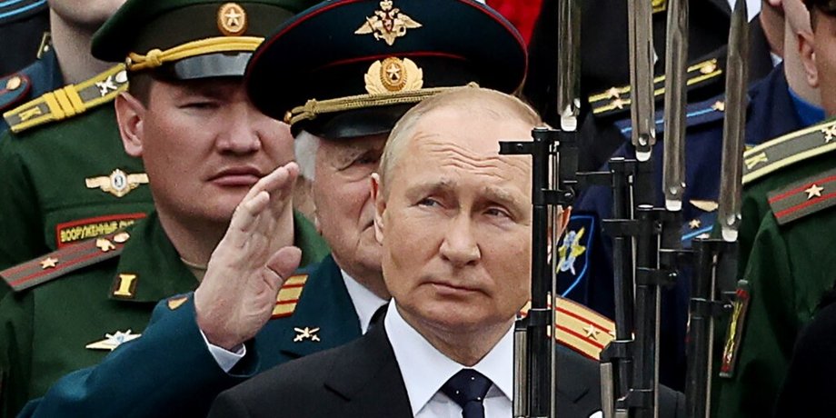 Президент РФ Володимир Путін та військові