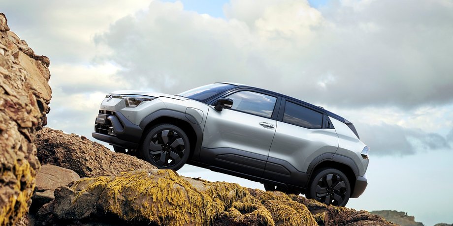 Suzuki eVitara 2025, Suzuki eVitara, новый Suzuki eVitara, электромобиль Suzuki, кроссовер Suzuki