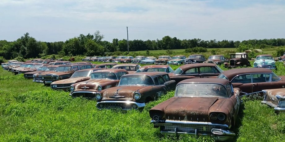 Коллекця авто, ретро-авто, заброшенные авто, Cadillac Eldorado, Ford Mustang