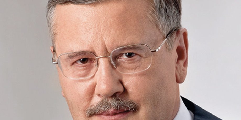 Анатолий Гриценко
