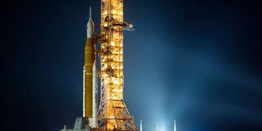 Ракета SLS