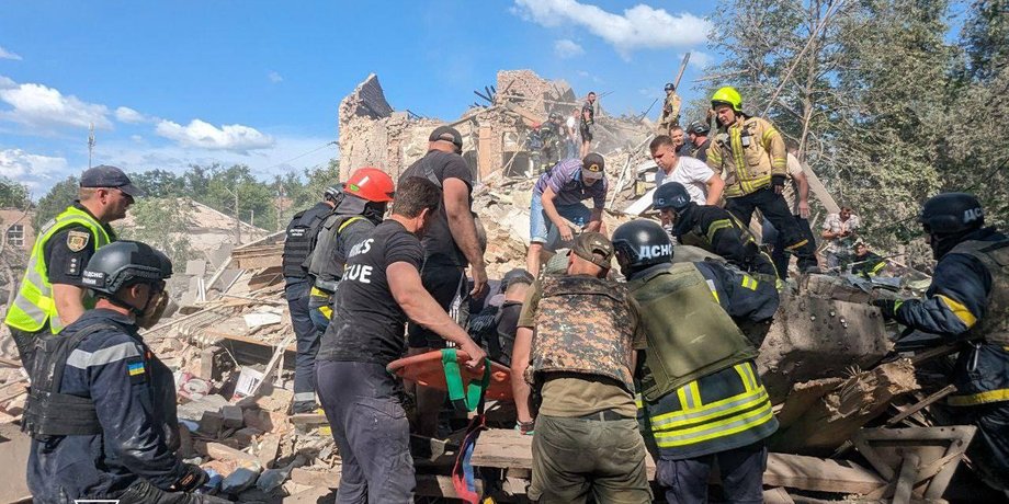 Кривой Рог, ГСЧС, ракетная атака на Кривой Рог 13 июня, разбор завалов