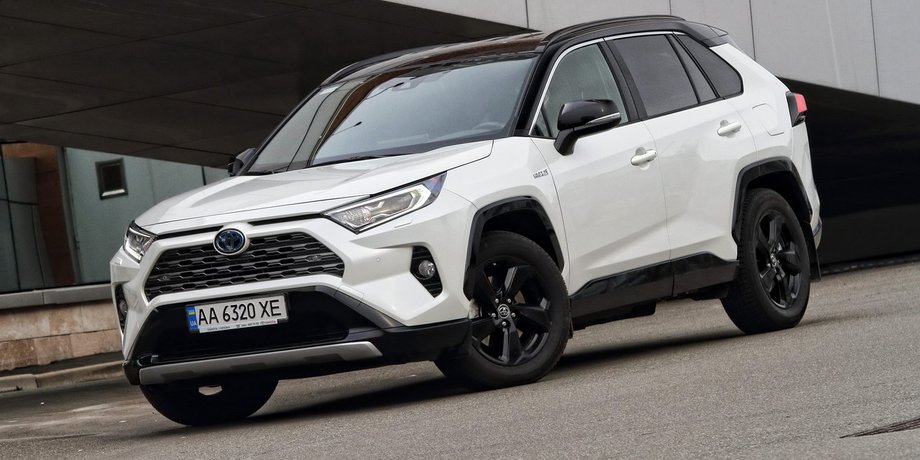 тойота, топ самых популярных машины, самые популярные новые машины, toyota, renaul, kia, huinday, skoda