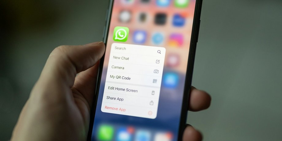 додаток WhatsApp WhatsApp на смартфоні