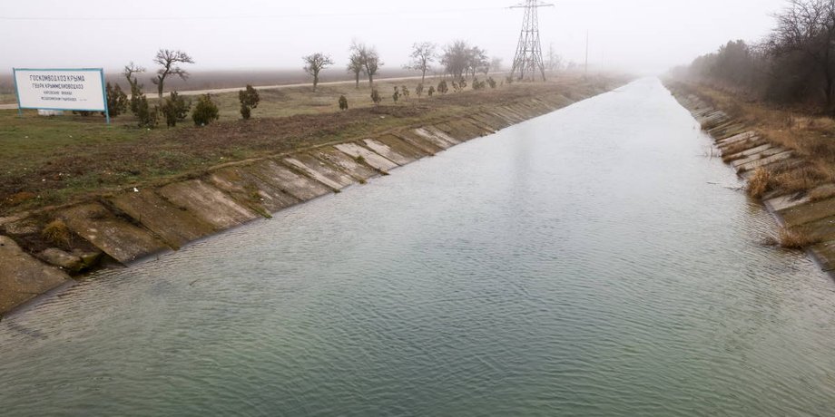 вода в крим, дамба