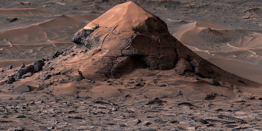 Марсоход Curiosity обнаружил нечто странное на Марсе: ученые не могут это объяснить