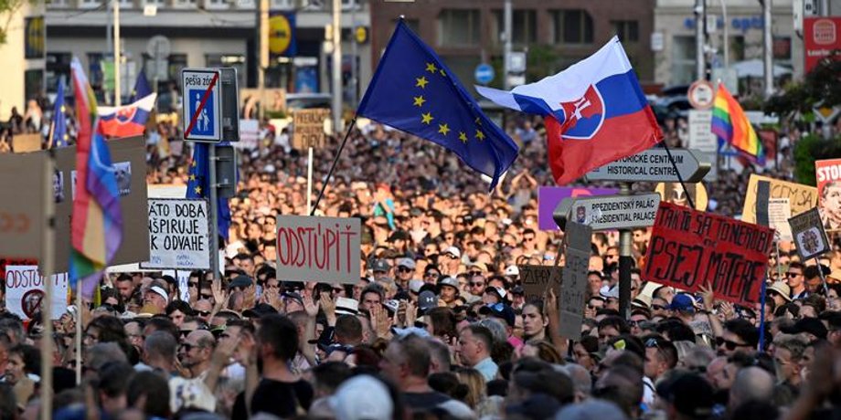 протести словаччина, майдан, словаччина протест