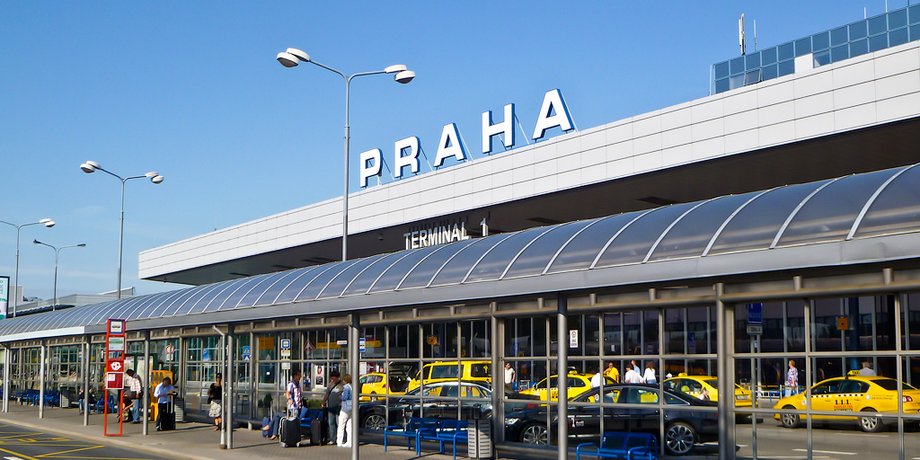 Аэропорт Праги, аэропорт Вацлава Гавела, объявления в пражском аэропорту