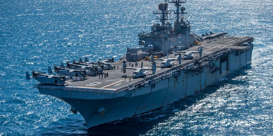 USS Bonhomme Richard, військовий корабель