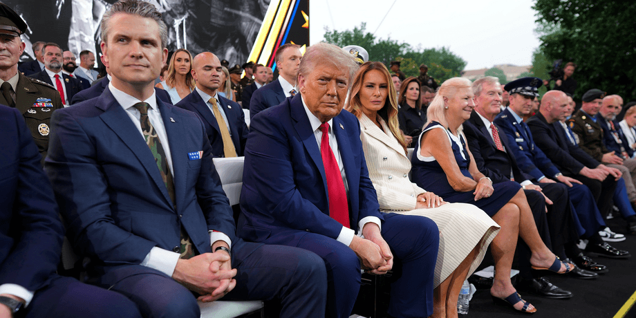 Дональд Трамп Пит Хэгсет