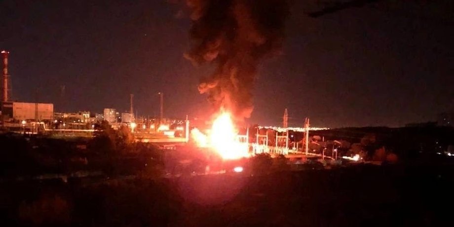 в Бердянську палає підстанція