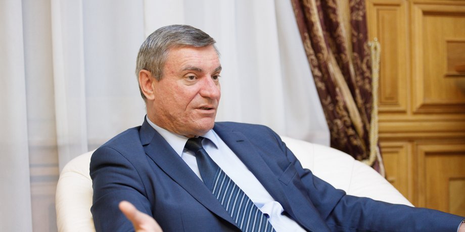 Олег Уруский подал в отставку вслед за Резниковым