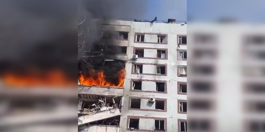 обстрел запорожья, обстрел жилого дома в запорожье, обстрел запорожья жилой дом, попадание ракеты запорожье
