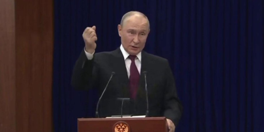 Путин объяснил сравнение войны с косатками и медведями российский диктатор Владимир Путин после саммита ШОС 1 сентября