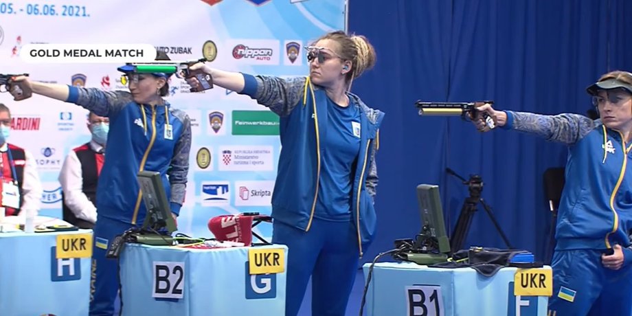 Елена Костевич, Полина Колесникова, Юлия Коростылева