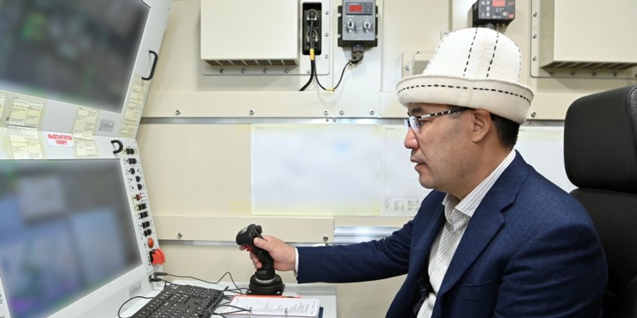 база безпілотників "Байрактар" у Киргизстані, Президент Киргизстану Садир Жапаров, Президент Киргизстану Садир Жапаров,