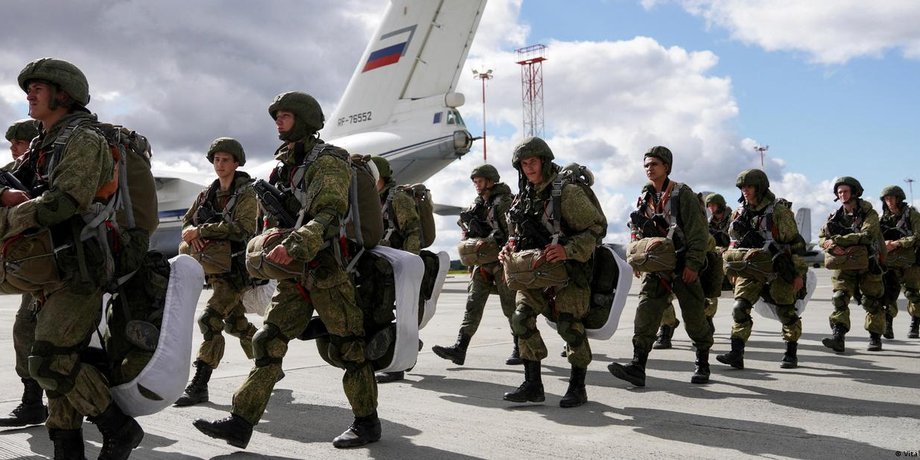 Эшелоны российских войск в Беларуси