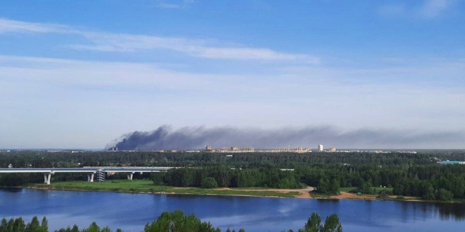 В місті Дубна дрони зокрема атакували підприємство, яке виготовляє ударні дрони
