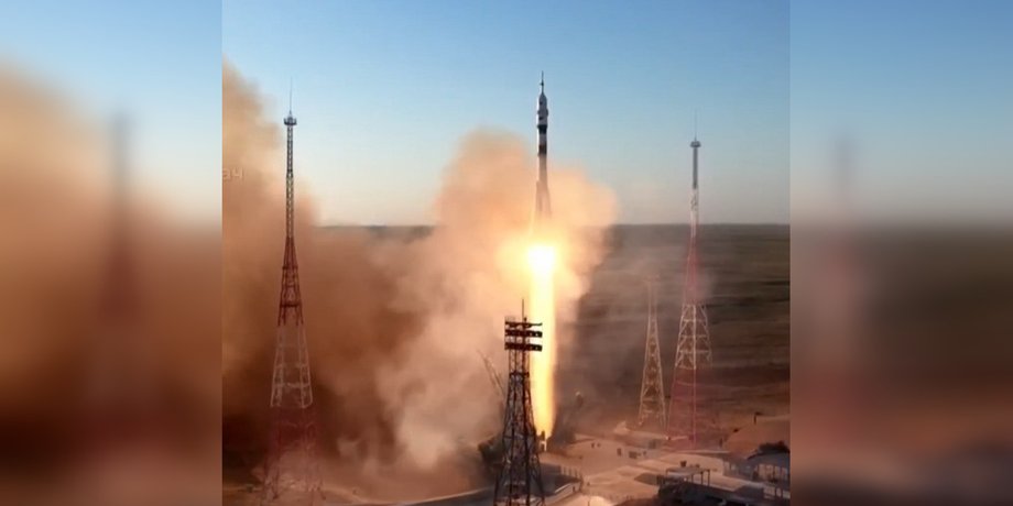 Фото запуска ракеты-носителя "Союз-2.1а" РФ 14 июля