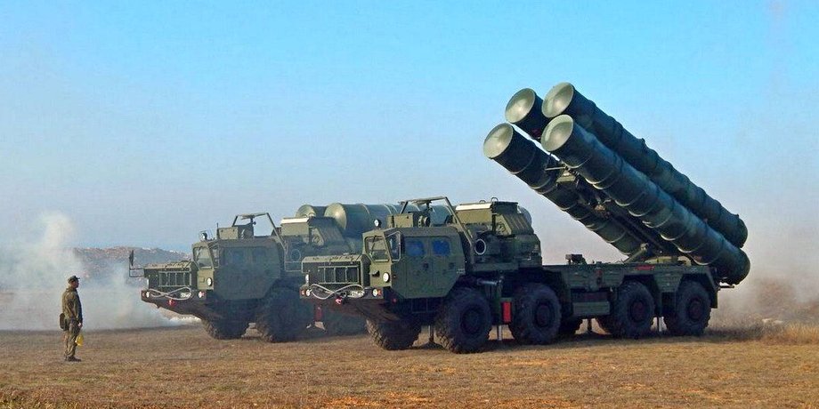 Зенітно-ракетний дивізіон С-400