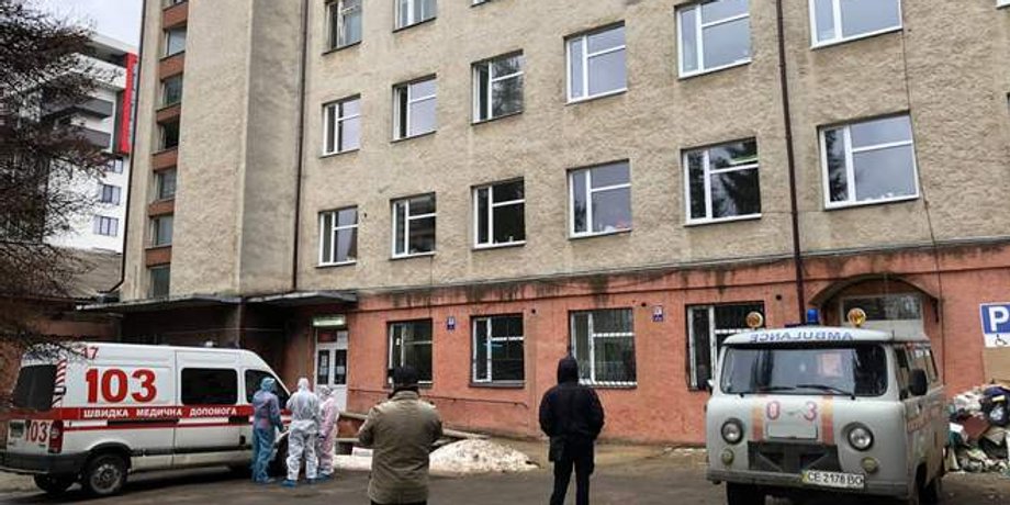 лікарня в чернівцях, пожежа в чернівцях, самопідпал, роман Клічук, пожежа в лікарні