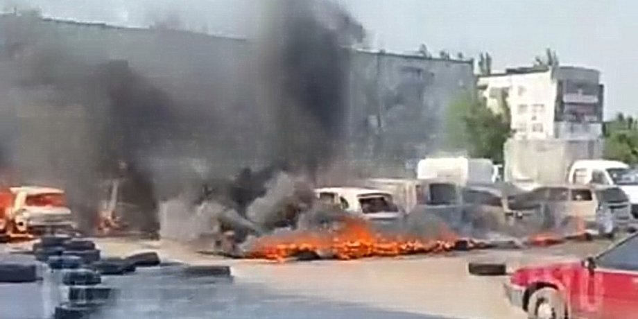 В сети появились кадры последствий массированного удара FPV по Доброполью под Покровском, при этом DeepState насчитали 100 БПЛА