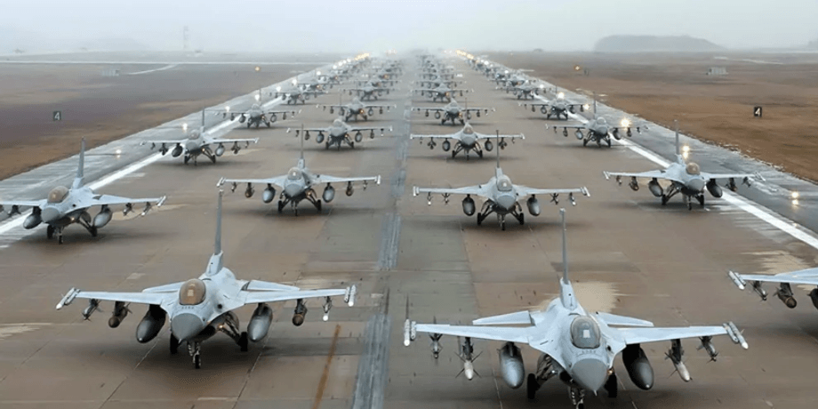 Истребители F-16