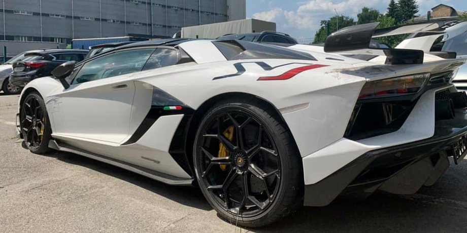 Lamborghini Aventador, таможня, нелегал