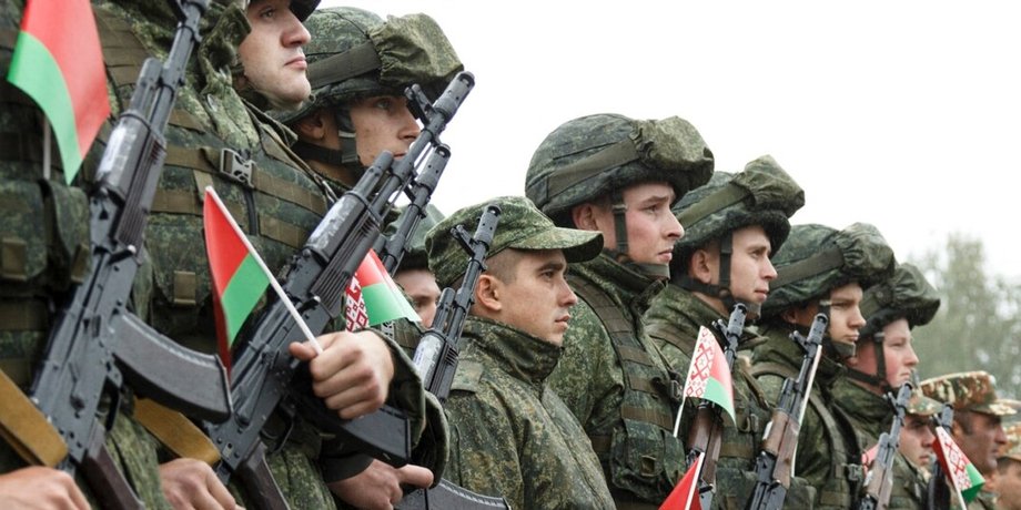 білоруські військові, прапорці Білорусі